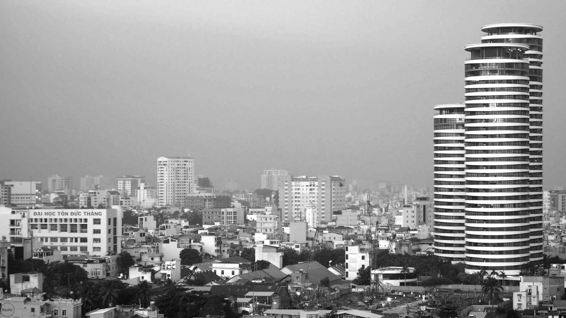 Roullix travel photo — 151203 VIE 30103