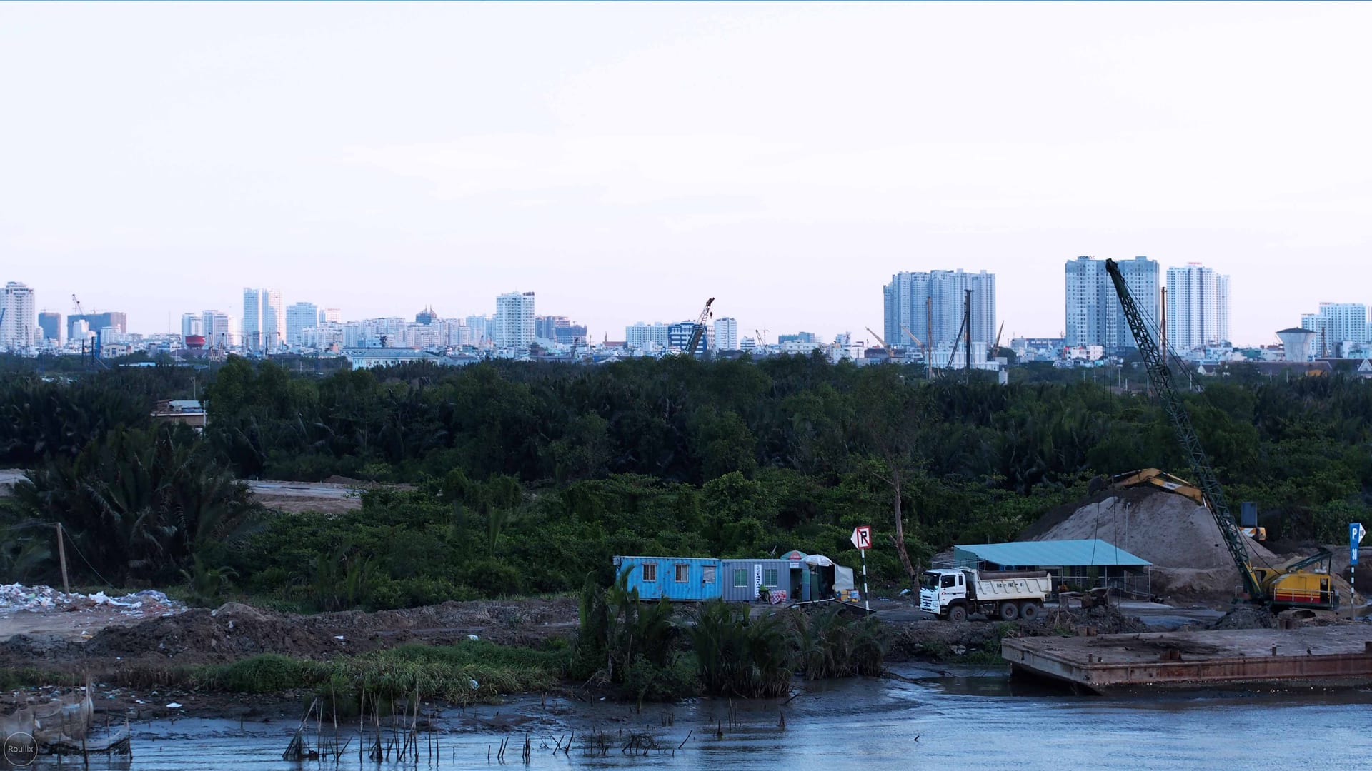 Roullix travel photo — 160502 SAI 032